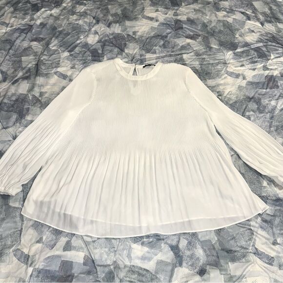 Adrianna Papell White Pleated Georgette Crepe Blouse Size XL - Picture 2 of 6